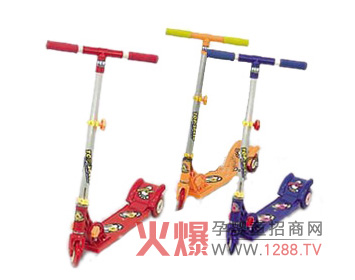 �ʹڃ�ͯ����܇(ch��) �錚���옷(l��)���L(zh��ng)