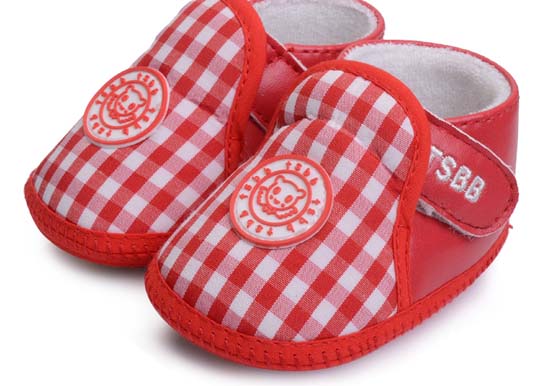 ��ʹ֮����Ӳ�+PU�׃���ǰЬ�tɫ