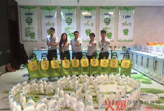 ��������ĸ�댣(zhu��n)��С����ѿϵ�и����B�T(m��n)��Ʒ�l(f��)����(hu��)---Ʒ�����L(f��ng)��(qi��ng)��(sh��)��(l��i)�u