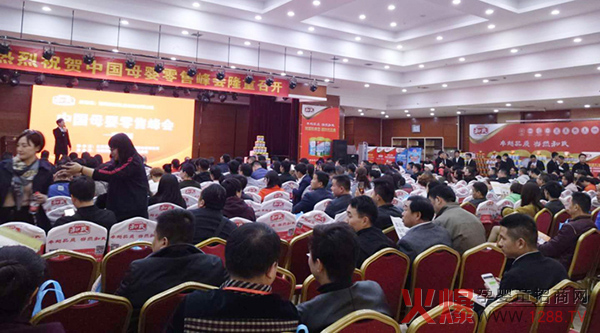 ԭ���B(t��i)����Ȼ�����۰��m����ѝ���ࡶĸ�����۷��(hu��)������վ���Ì�(sh��)����������ĸ��������