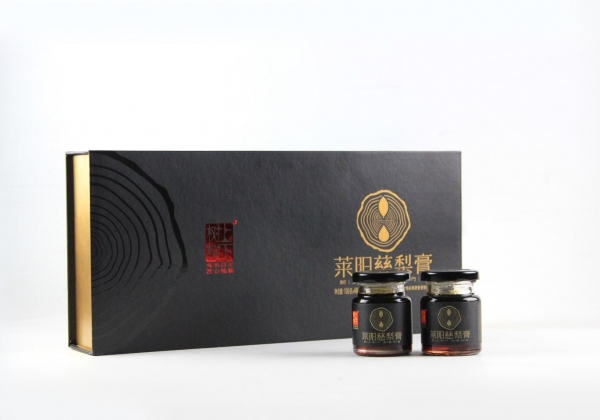 樹上樹下萊陽慈梨膏黑色禮盒裝.jpg 樹上樹下萊陽慈梨膏黑色禮盒裝.jpg