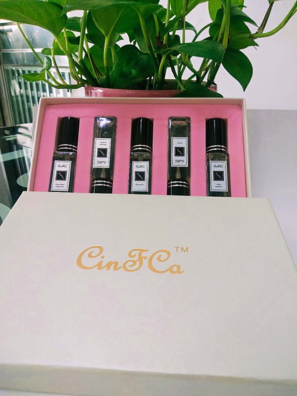  ��ˮ�a(ch��n)Ʒչʾ