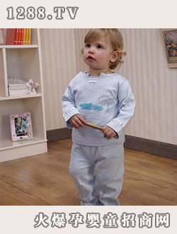 �ȶ��Ӽ�ϵ�М\�{���b