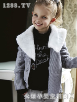 ����С�����r���b