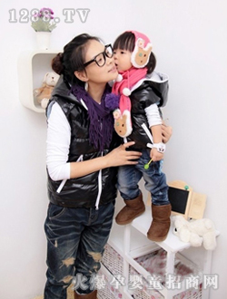 �����Һ�ɫ�H���R��