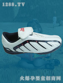 ���ٰ�ɫ���eЬ