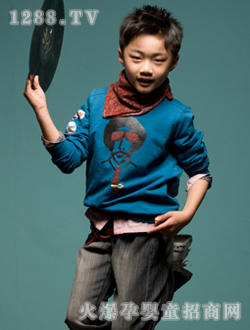 �R�����{ɫ��ͯ���e����