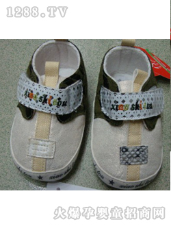 �ú��ӻ�ɫ�냺Ь