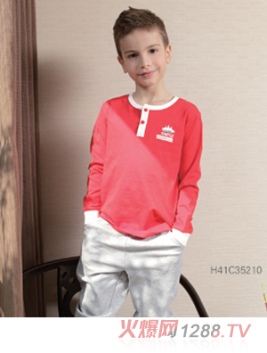 �옷�Ǳ��r�мtɫ��(n��i)����ͯ