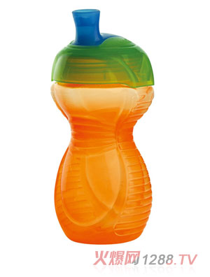 功夫寶貝yinge學飲杯