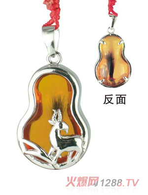 �������y���J��