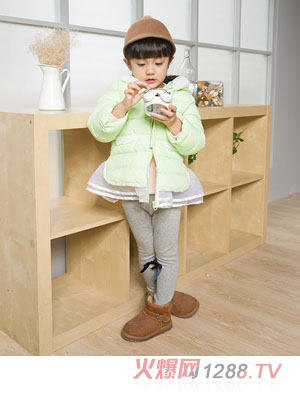 ���c(di��n)�neͯ��Ů���������\�GɫС���\